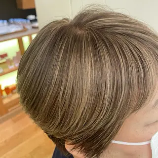 カラー 【TAKAYA】🌸 白髪ぼかしカラーのヘアスタイル