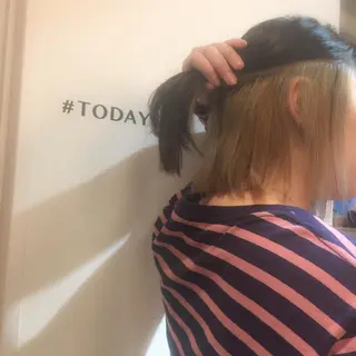 ミディアム カラー ホワイト&レイヤーカ ットエクステ長畠俊輔のヘアスタイル