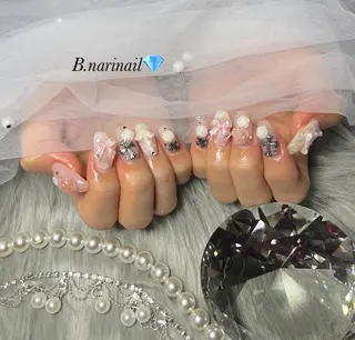 ネイル b.nari nailのネイルデザイン