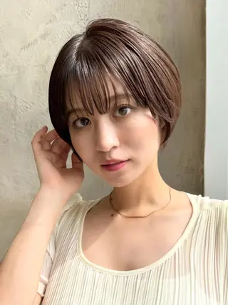 ショート カラー 💍新宿ショート 💍岩田莉奈のヘアスタイル