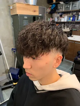 ショート CARNEL所属・メンズ専門CANEL かずまのヘアスタイル