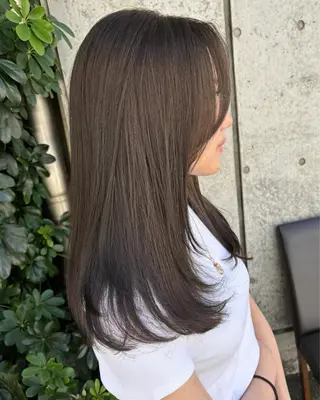 セミロング 田中 愛燦のヘアスタイル