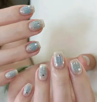 ネイル 高木 維麗絲のネイルデザイン