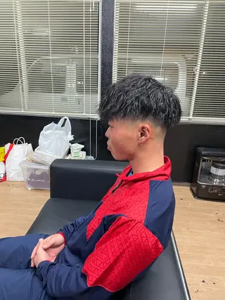 ショート パーマ メンズ HIRO GINZA barber shop 横浜店所属・ヒロ銀座　無料 フェード　細内のヘアスタイル