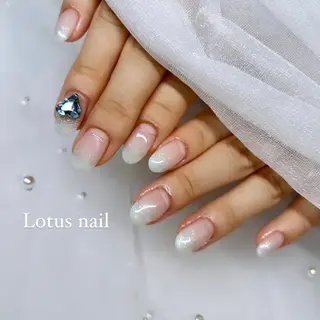 ネイル privatesalon  Lotusnail所属・Lotus nailのネイルデザイン