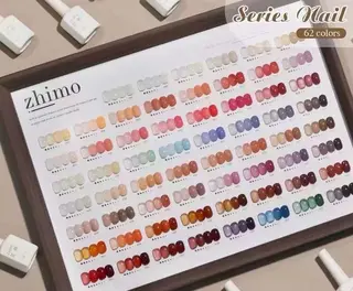 ネイル pink ladyサロン所属・べ にのネイルデザイン