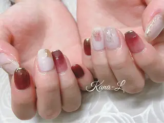 ネイル 芦辺 香奈のネイルデザイン
