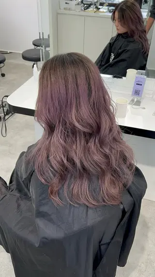 ロング カラー エフェクトブリーチ／ レイヤーカット／翔のヘアスタイル