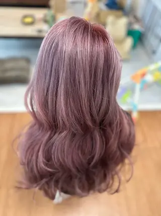 カラー Carrefour OHANAのヘアスタイル