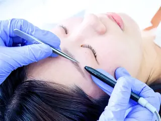 アイブロウ 【一本ずつ脱毛】 ReMove 柏のエステ・リラクイメージ