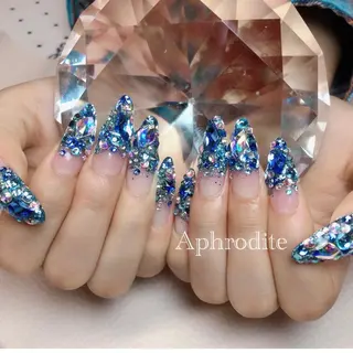 ネイル Aphrodite パラジェル認定サロンのネイルデザイン