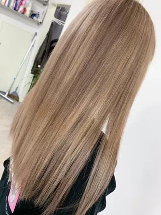 ロング 🥇近藤 恭輔🥇 Recharme新保のヘアスタイル