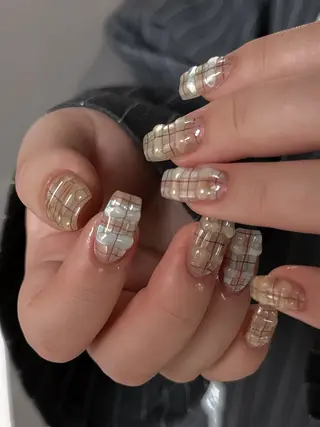 ネイル talo .のネイルデザイン