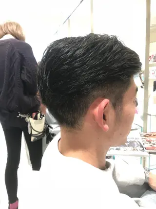 ショート カラー パーマ ヘアアレンジ メンズ キッズ ネイル マツエク・マツパ MODEK's西宮店 マネージャー神道有基のヘアスタイル