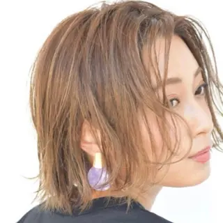 ショート カラー taiga レイヤー /髪質改善/矯正🌈のヘアスタイル