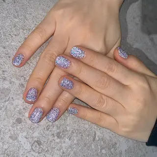 ネイル esby Loely MIZUKIのネイルデザイン