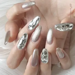 ネイル 鹿取 春子Teamのネイルデザイン