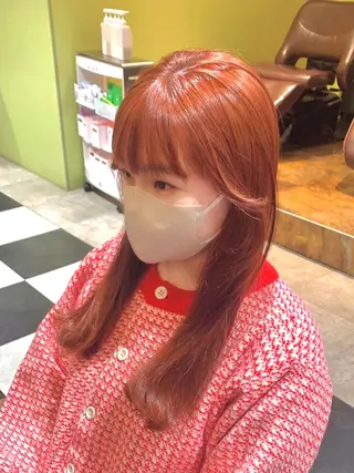 ロング ブリーチなしダブル/ レイヤーカット 小棹のヘアスタイル