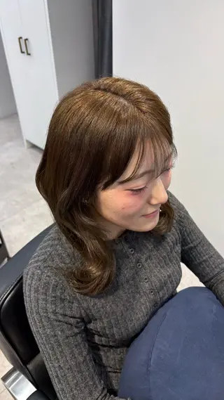 セミロング youres hair 髪質改善トリートメント&ヘッドスパ 新宿west店所属・小林春月 /新宿美容師のヘアスタイル