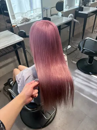 カラー Seleneコウキ ブリーチ/ハイトーンのヘアスタイル