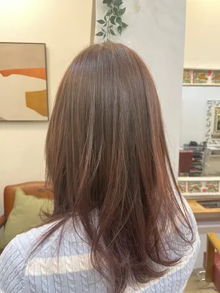 セミロング カラー 堀田 結香のヘアスタイル