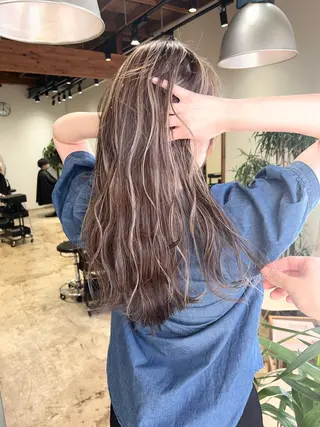 ロング カラー nishido ハイライト/海外ヘアのヘアスタイル