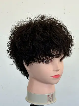 パーマ メンズ arika オケシ　リョウダイのヘアスタイル