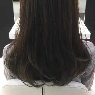 ロング カラー 二宮 早智子のヘアスタイル