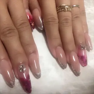 ネイル L'ea  Rose レア・ローズのネイルデザイン