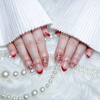 ネイル RAFFINE 月🦋🩵のネイルデザイン