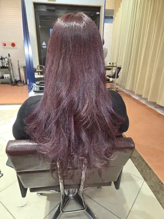 ロング 武鹿野 光江のヘアスタイル