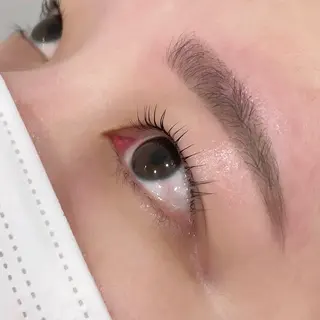 アイブロウ 坂田 りおのマツエク・マツパデザイン