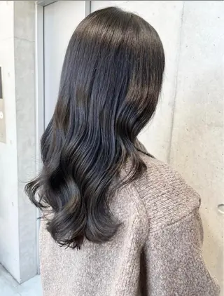 ロング カラー パーマ ヘアアレンジ 透明感/オリーブ/ グレージュ/YUKAのヘアスタイル