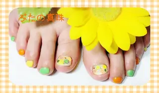 ネイル 林 珠里のネイルデザイン