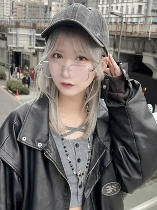 セミロング カラー ダブルカラー特化💍 tiam💍韓国ヘアのヘアスタイル