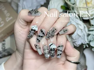 ネイル E.N🦋 長さ出し/持ち込みのネイルデザイン