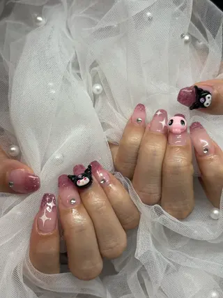 ネイル 三本 綾奈のネイルデザイン