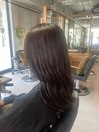 ロング FERIA池田 石田較貴のヘアスタイル