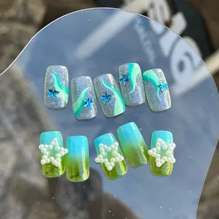 ネイル Pins16所属・HI-KO 🦙のネイルデザイン