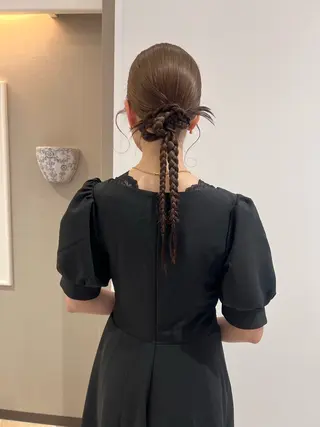 ロング ヘアアレンジ karin🌛ボブ／ 透明感たっぷりカラーのヘアスタイル