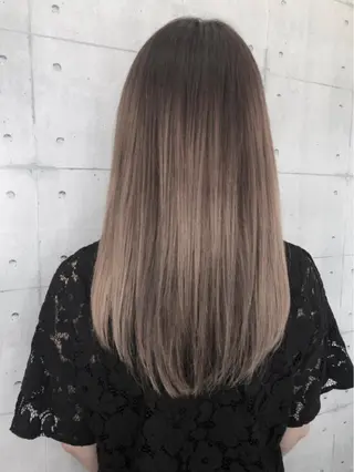 ロング カラー 金沢 広美のヘアスタイル