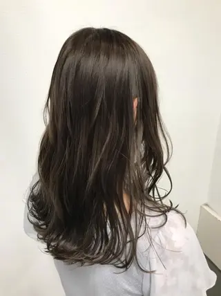 ロング カラー GiseL ジゼル六本松のヘアスタイル