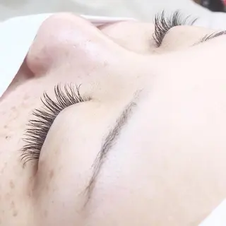 ロング カラー パーマ ヘアアレンジ キッズ ネイル マツエク・マツパ brille ~eyelash~のマツエク・マツパデザイン