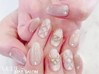 ミディアム VENUS Nail ★池袋徒歩2分のネイルデザイン