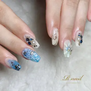 ネイル R nailのネイルデザイン