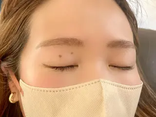 アイブロウ Neoest Log ＋ bell所属・荒川 鈴菜のヘアスタイル