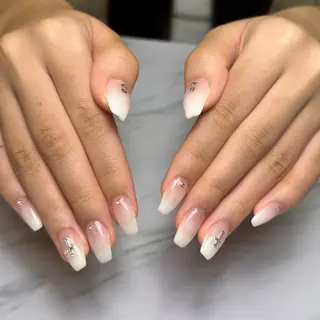 ネイル -minuit- honoka🌷のネイルデザイン