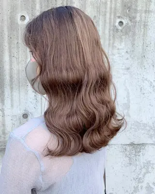 セミロング カラー 安藤 佑衣のヘアスタイル