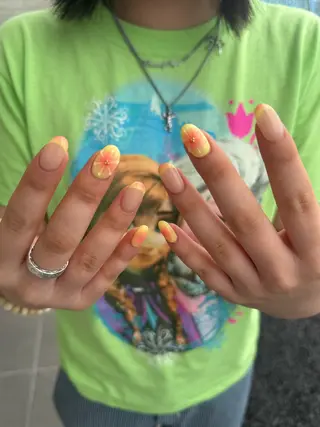 ネイル 小林 菜実のネイルデザイン