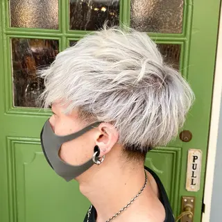 ミディアム カラー メンズ BRITS 渡辺 菜々子のヘアスタイル